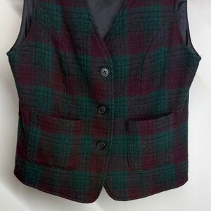 Woolrich Vintage Women's Tartan Wool Button Up Vest - Black Red Green size Small